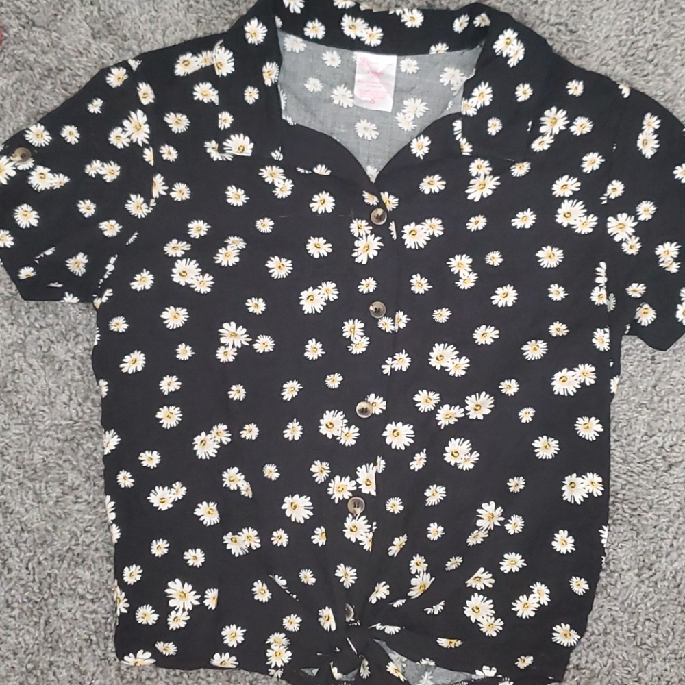 Button up shirt, No Boundaries, size small